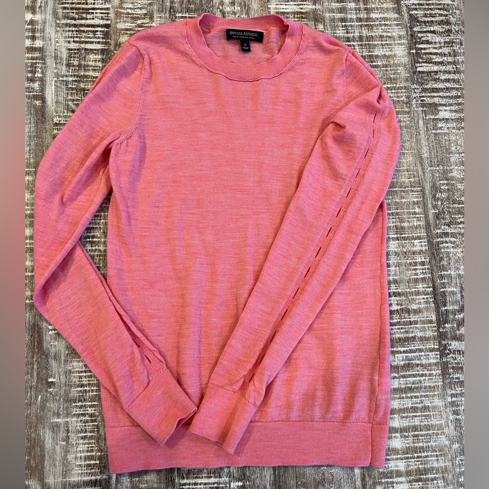 Banana Republic 100% merino wool sweater